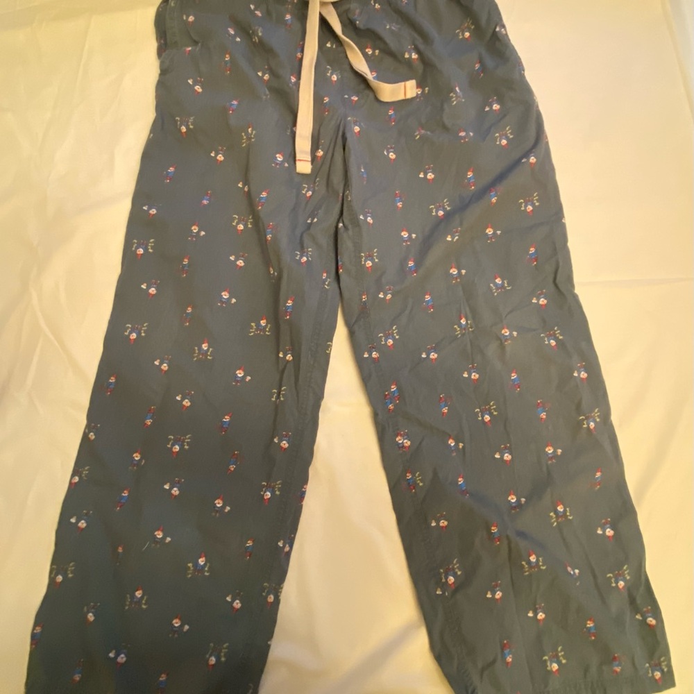 American Eagle Outfitters Gnome whimsical Christmas pajama pants